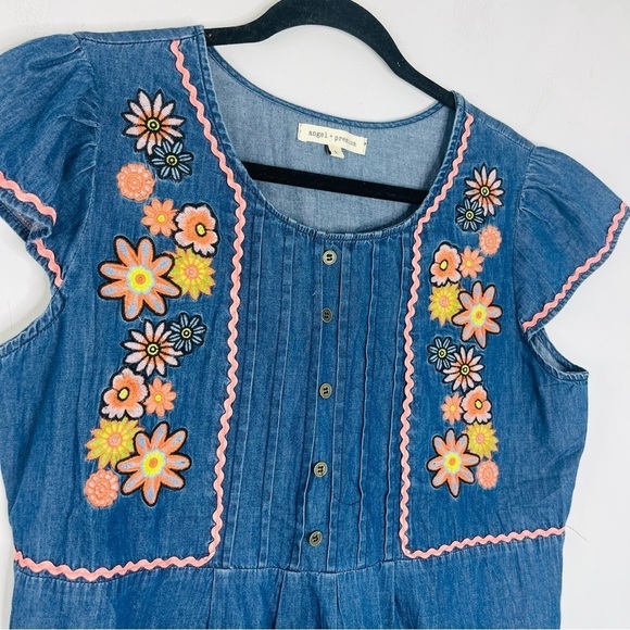 Angel + Premium Size Large Rick Rack Trim Embroidered Denim Chambray Blouse - Picture 2 of 6